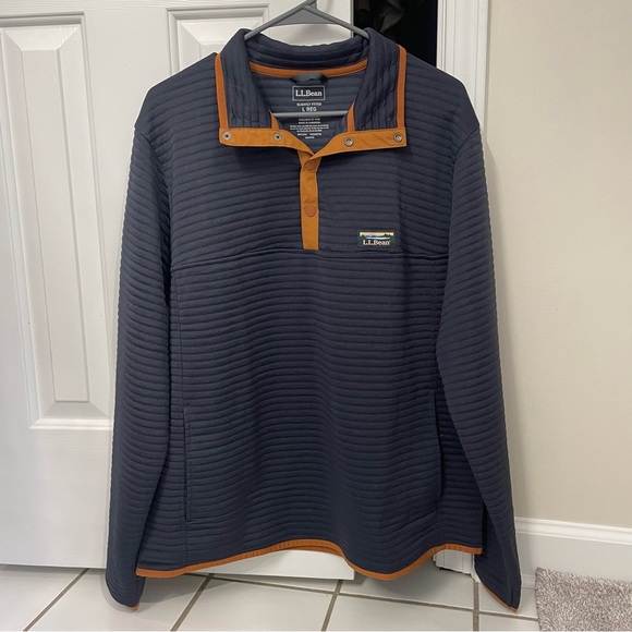 L.L. Bean men’s pullover - Picture 1 of 5